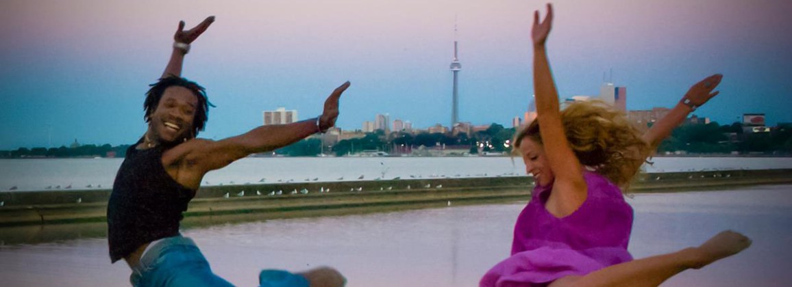 Jubilation Foundation Teaching Artist Fellow Guy Thorne (left)