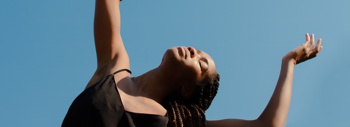 Jubilation Foundation Teaching Artist Fellow Nia-Amina Minor, photo by Devin Muñoz